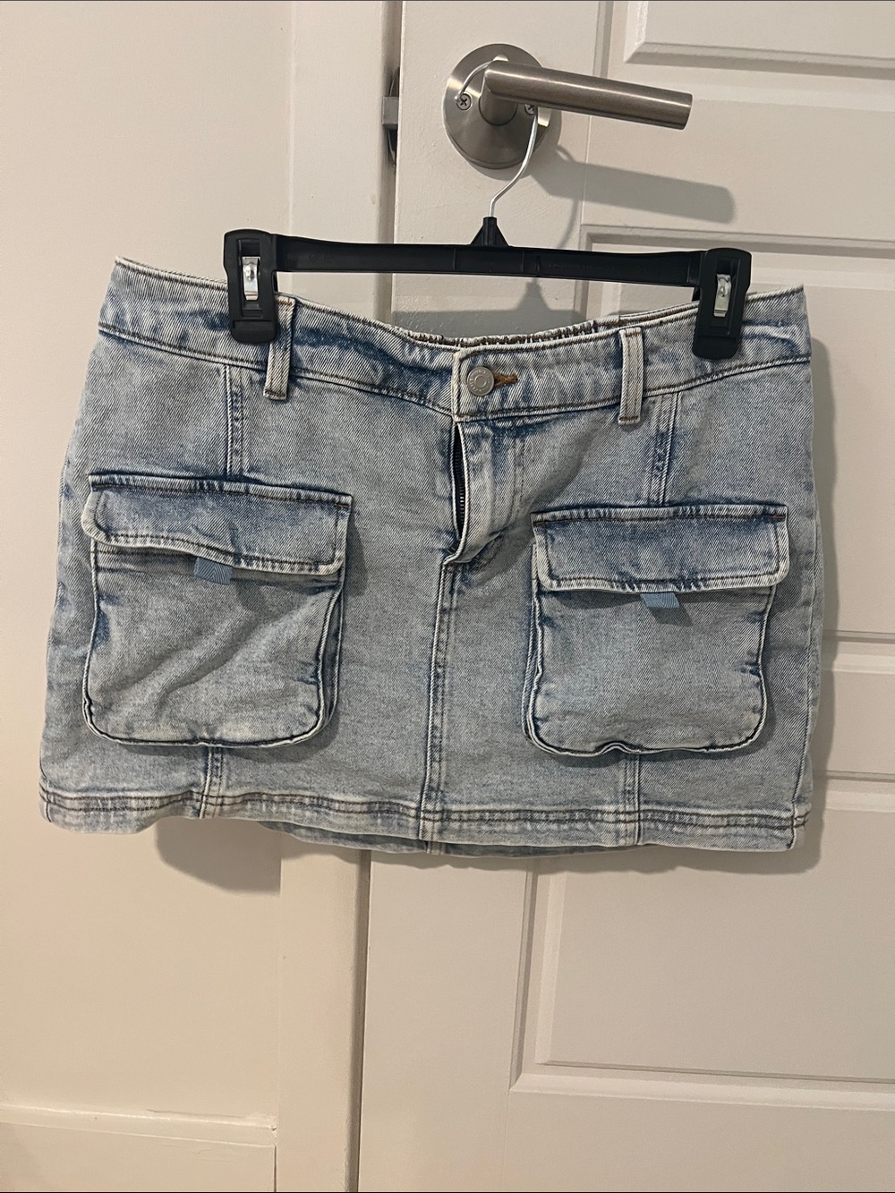 Light Denim Mini Skirt with Front Pockets Sz Medium
